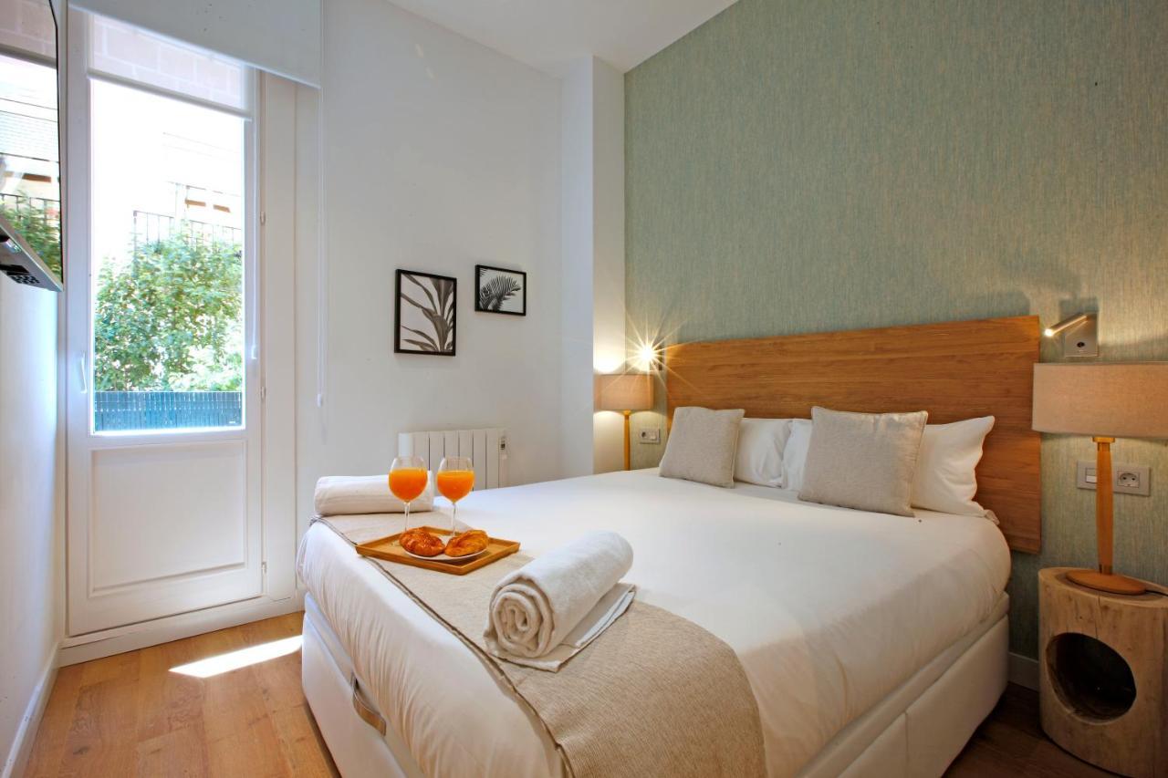 Tirso Suite Madrid Extérieur photo