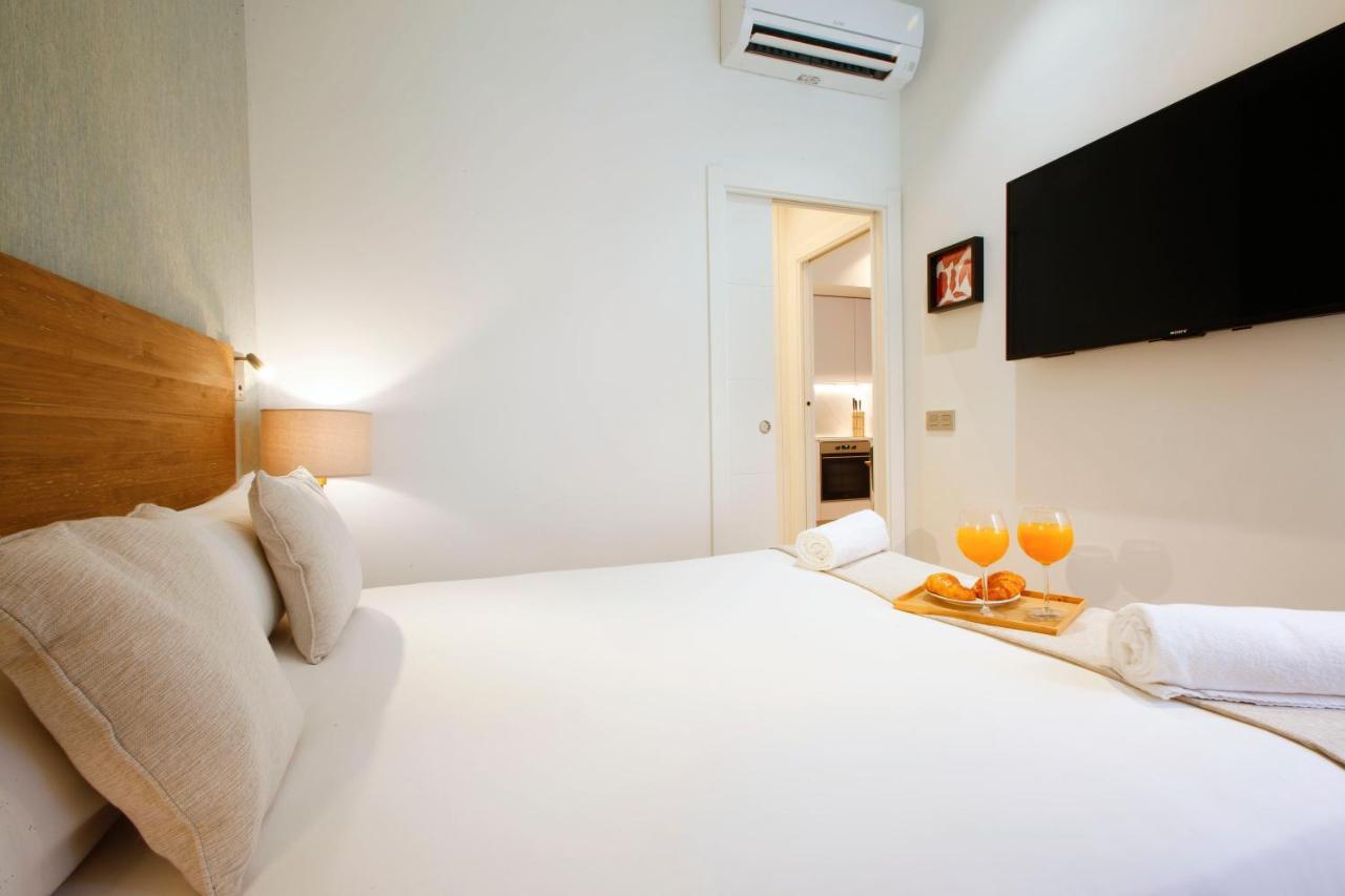 Tirso Suite Madrid Extérieur photo