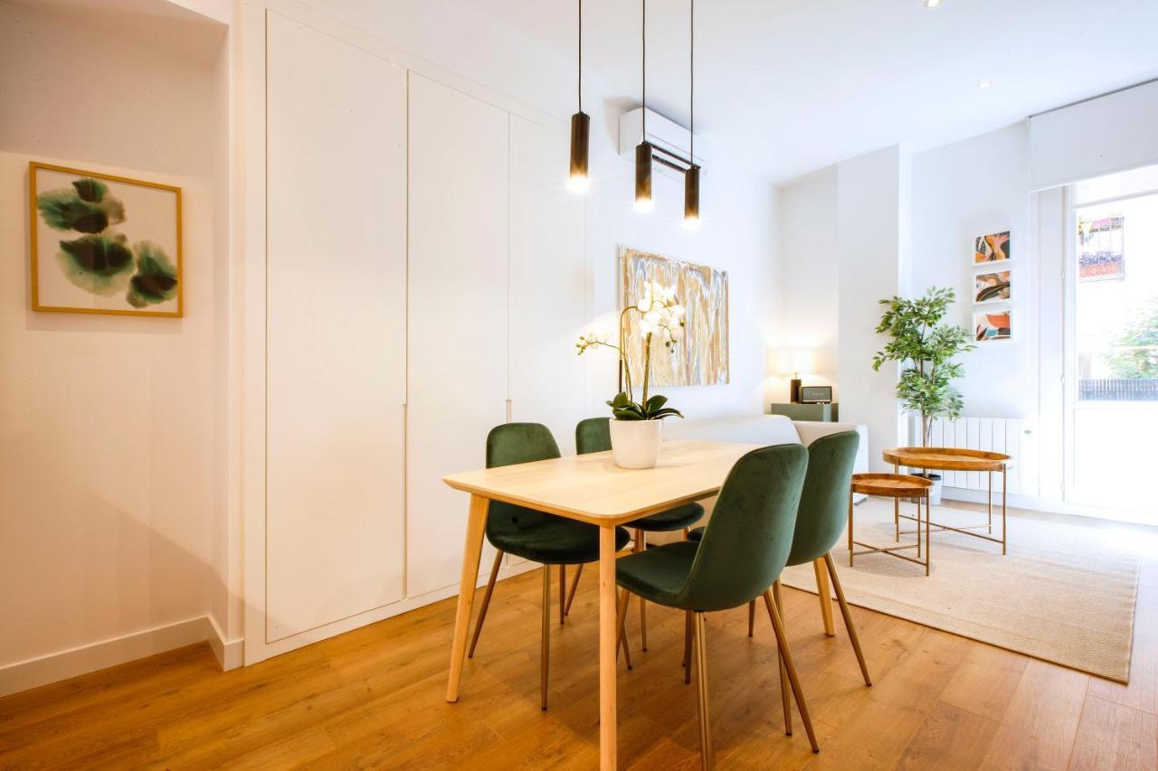 Tirso Suite Madrid Extérieur photo
