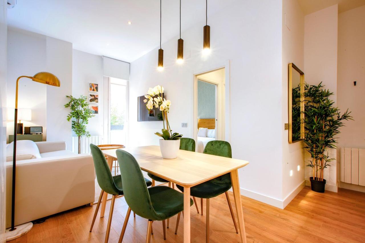 Tirso Suite Madrid Extérieur photo