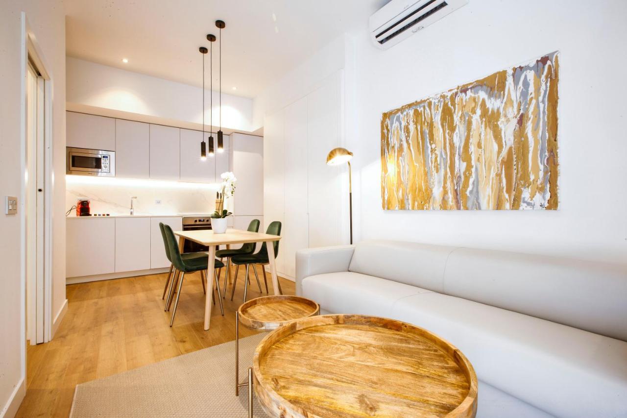 Tirso Suite Madrid Extérieur photo